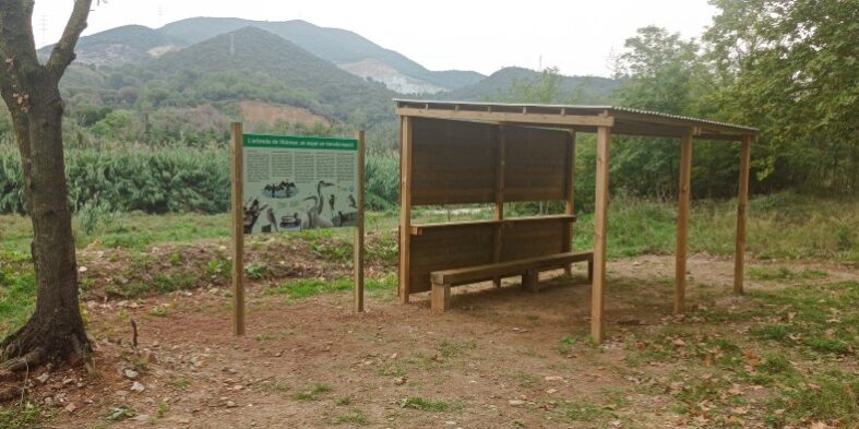 Aguaits Construcció d’aguaits per a l’observació de fauna (la Llagosta, el Vallès Oriental)